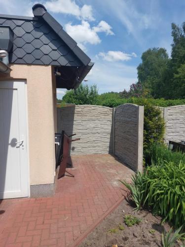 17 (1) (1) (1) (1) (1) (1)