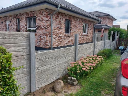 8 (1) (1) (1) (1) (1) (1) (1) (1) (1) (1) (1)